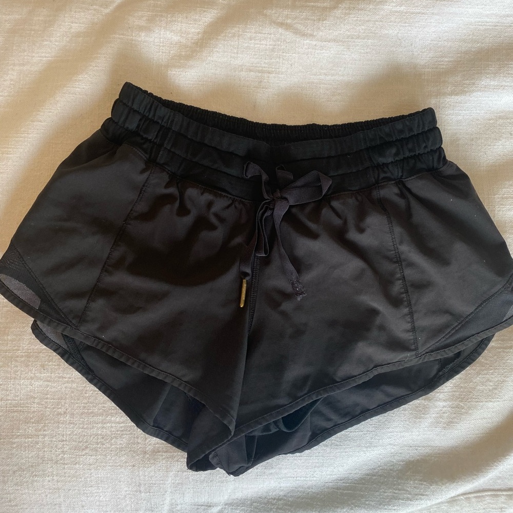 Lululemon hot yoga short